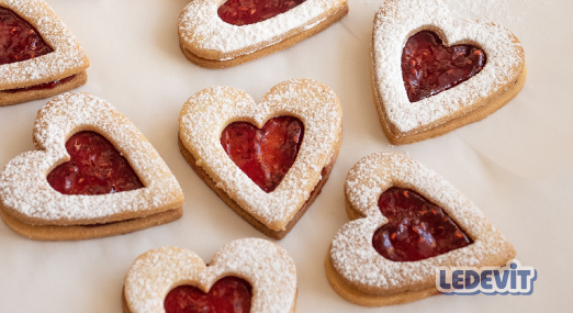 Galletas rellenas en forma de corazón