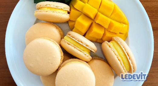 Macarons rellenos con Ganache de Mango