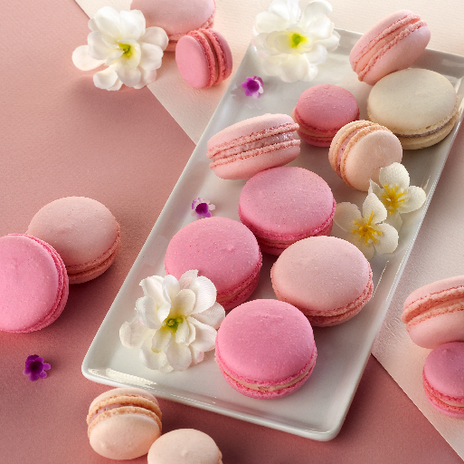 Macarons con crema de manteca de frutos rojos