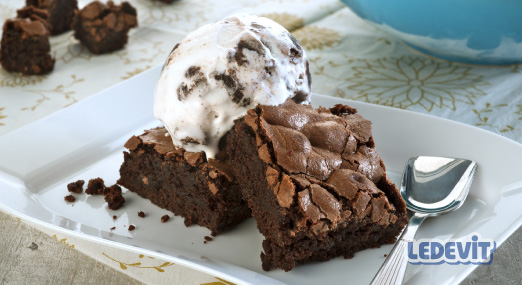 Helado americana con Brownie